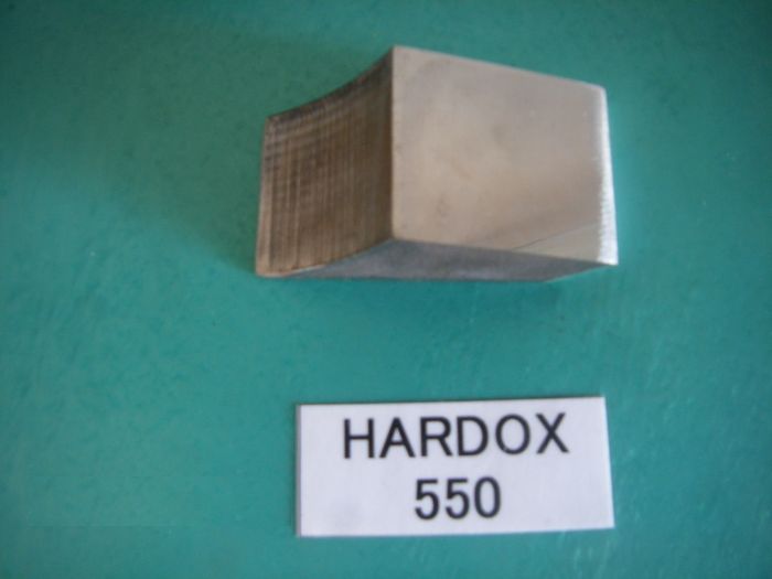 耐摩耗鋼HARDOX550　破砕刃